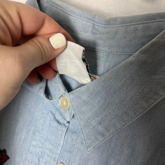 Vintage 90s Talbots Chambray Button Down Present Patch Cute Long Sleeve Shirt S - Picture 5 of 7